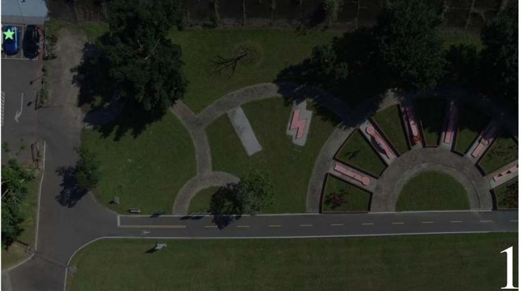 Ground-truth annotation for blue car